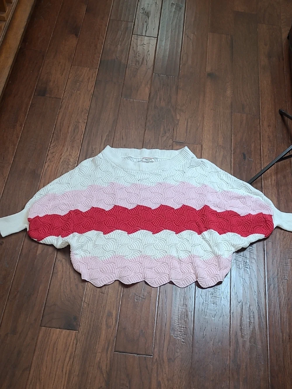 ANDREE BY UNIT White, Pink & Red Colorblock Striped Knit Oversized Sweater (M)